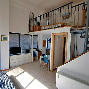 Apartamento Gemme Fiorentine In Front Of The Train Station 5 Minutes From The Centre Free Parking, Florencia