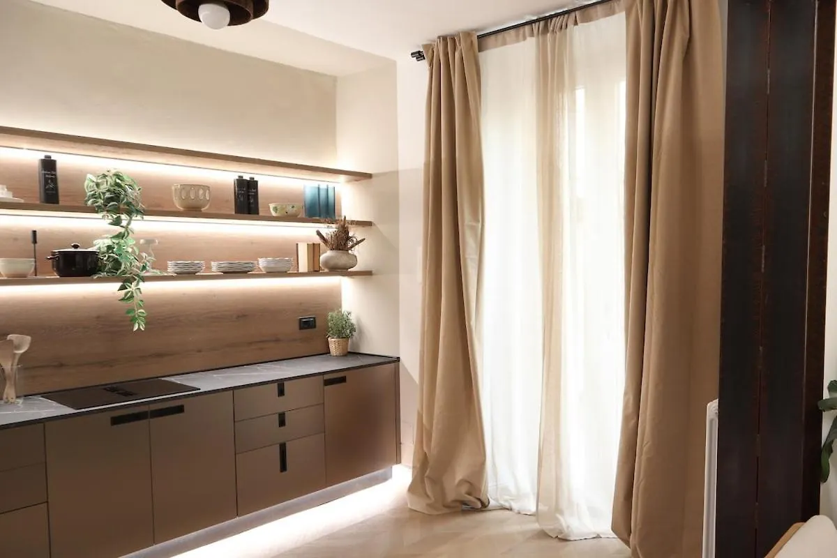 Four Seasons Apartment Florencie