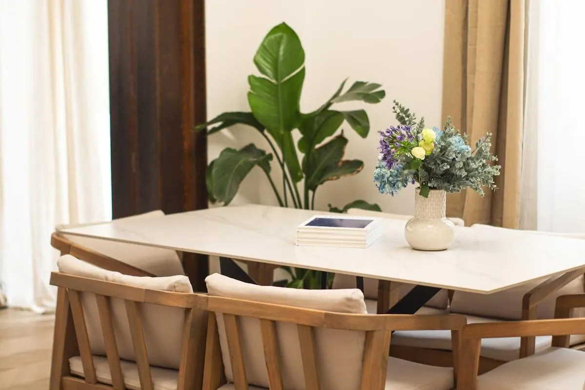 Four Seasons Apartment Florence Italy
