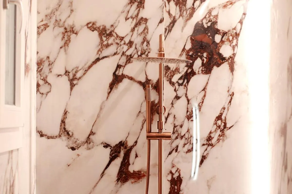 Four Seasons Apartment Florencie