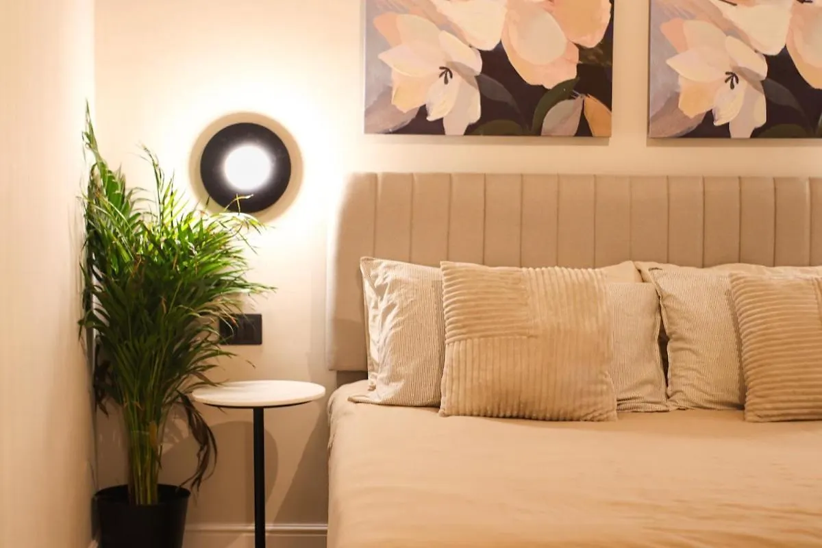 Four Seasons Apartment Florencie